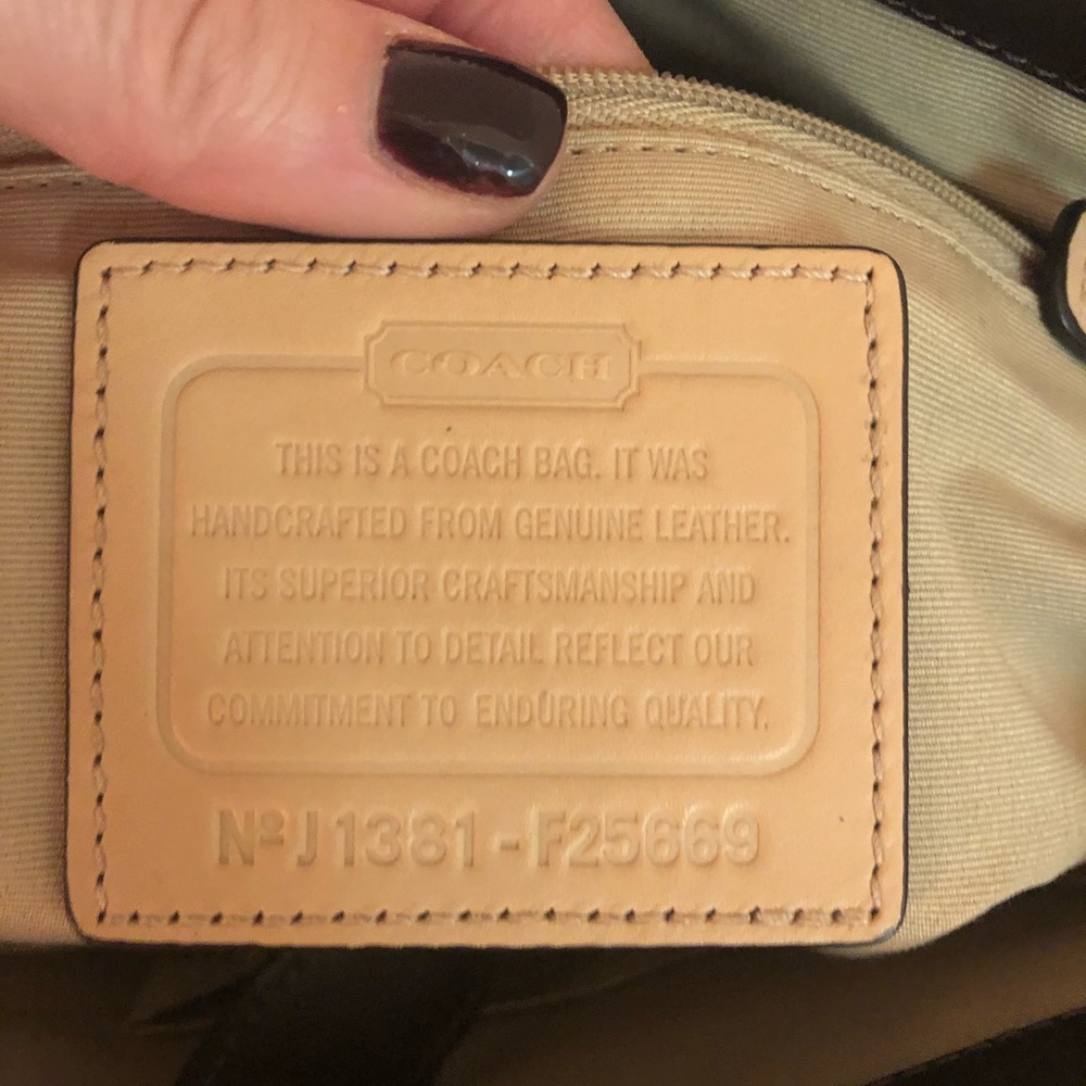 Purse - Picture 6 of 8